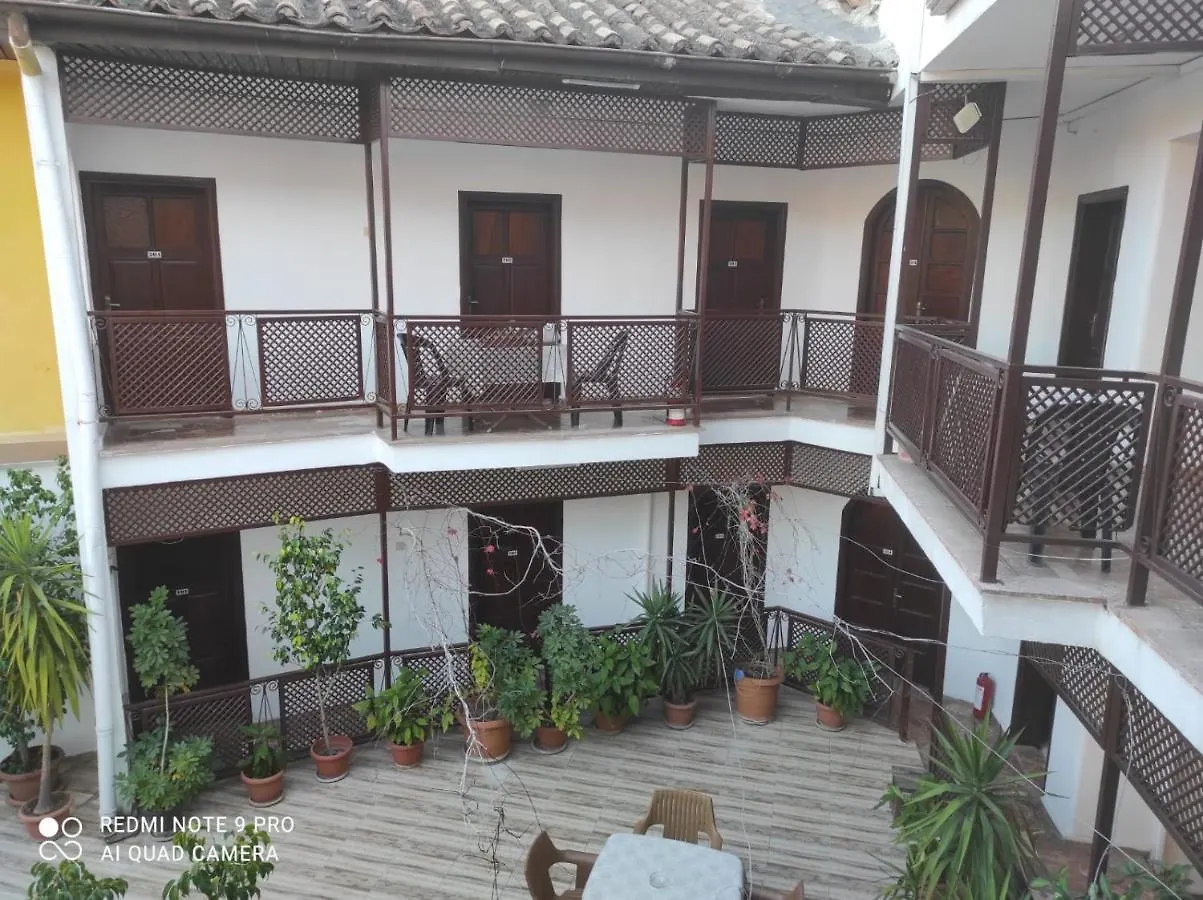 Altun Pansiyon Apartamento Antália