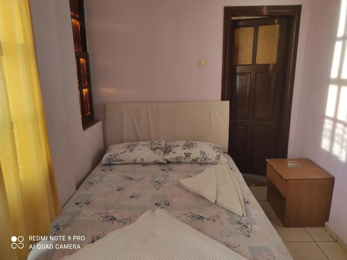 Quarto em Acomodações Particulares Altun Pansiyon Apartamento Antália